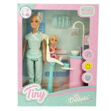 Muñeca tiny dentista